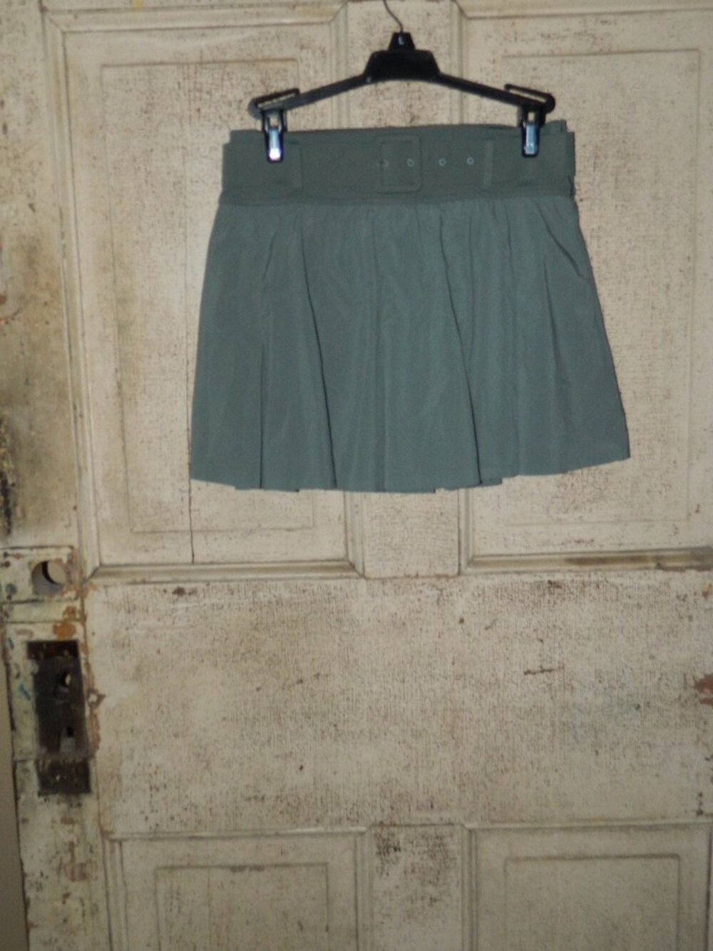 OFFLINE By Aerie Real Me Belted Pleated Tennis Skort size S (GG-30)
